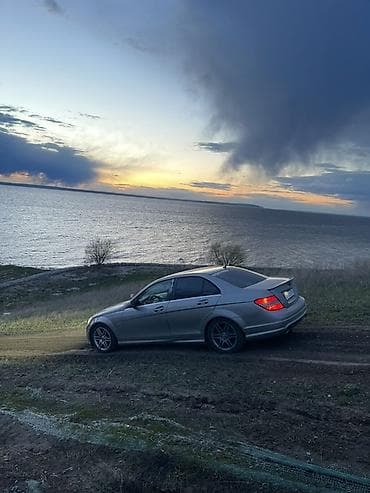 Унаа: Mercedes-Benz C-Class: 2007 г., 3 л, Автомат, Бензин, Седан — 1