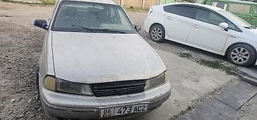 Продаётся легковой автомобиль седан (4 двери), серебристый цвет