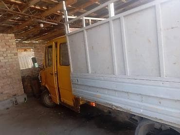 Жеңил жүк ташуучу унаа, Mercedes-Benz, Дубль, 3 т, Колдонулган — 1