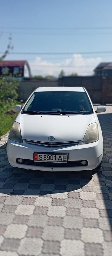 Toyota Prius: 2005 г., 1.5 л, Вариатор, Гибрид, Хэтчбэк