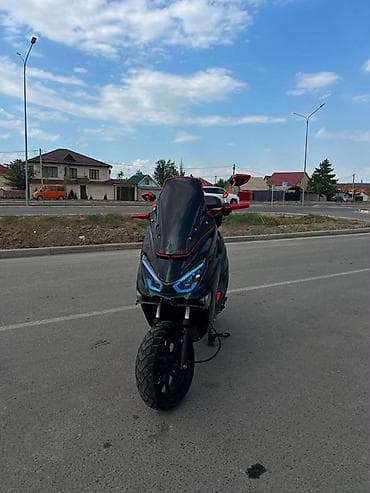 akrapovic: Скутер с тюнингом и аксессуарами - Агрессивный дизайн: высокий — 5