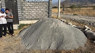 холлофайбер подушка: Щебень фракции мелкой и средней (ориентировочно 5–20 мм), отсев/гравий — 2