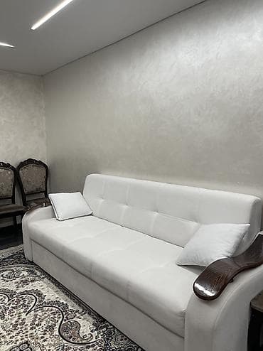 Прямой диван at lalafo.kg Прямой диван