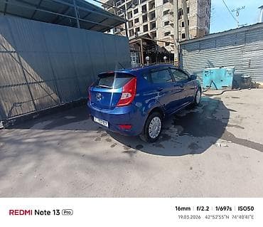 ford orion: Hyundai Solaris: 2011 г., Механика, Газ, Хэтчбэк — 3