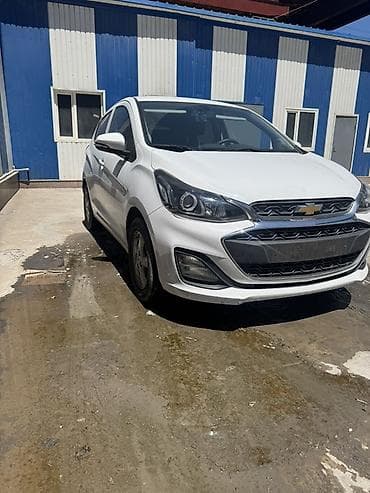 Chevrolet Spark: 2020 г., 1 л, Вариатор, Бензин, Хэтчбэк