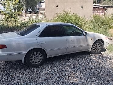 таета виста: Toyota Camry: 2001 г., Седан — 3