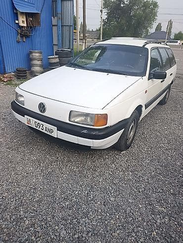 Volkswagen Passat Variant: 1992 г., 1.8 л, Механика, Бензин, Универсал
