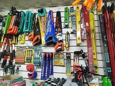 пена распылитель: Пена клей Somafix 60 секунд 430 сом; Саморезы по дереву, металлу все — 8