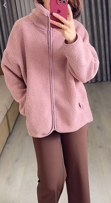 футбольные одежды: Тёплая женская куртка-кофта из мягкого «тедди»/флиса. - Материал — 3