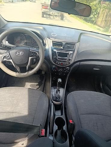 Hyundai Accent: 2016 г., 1.4 л, Автомат, Бензин, Седан — 5