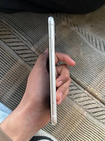 iphone 4: IPhone 11, Б/у, 64 ГБ, Белый, Чехол, Кабель, 74 % — 5