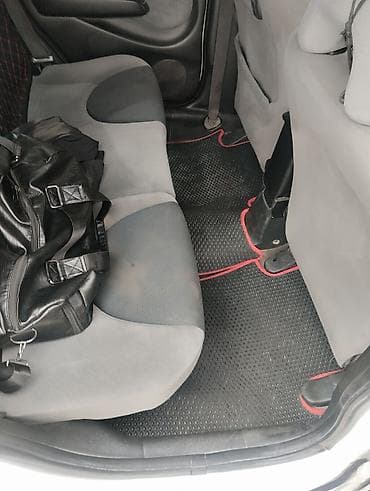 taiota levin: Honda Fit: 2002 г., 1.3 л, Вариатор, Бензин, Хэтчбэк — 8