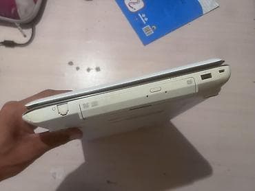 dekko plus: Ноутбук Samsung (серия R) с диагональю . Цвет крышки — белый с — 4