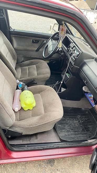 8: Volkswagen Jetta: 1987 г., 1.8 л, Автомат, Бензин, Седан — 8