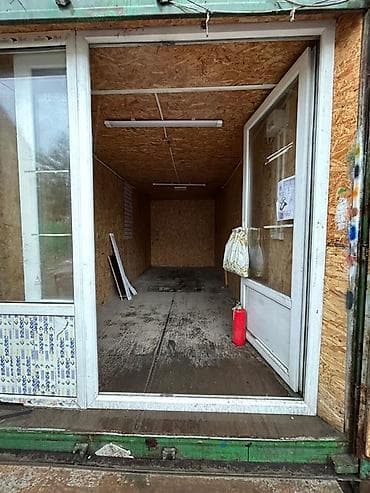 строительные вагоны: Модульный торговый павильон/контейнер с крышей - Планировка: одно — 2