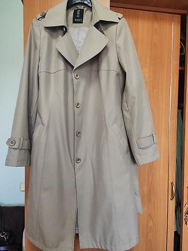Тренч-пальто Kiss, классический бежевый цвет. - Длина: до колена -