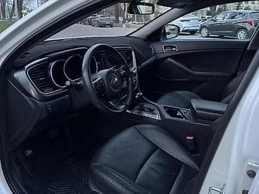 Транспорт: Kia K5: 2015 г., 2 л, Автомат, Газ, Седан — 6