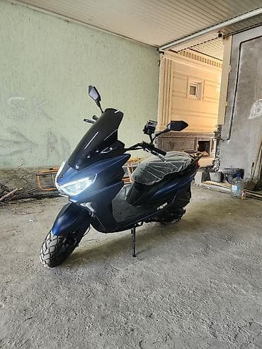 бука мото: Макси-скутер 150 куб. см, Бензин, Новый — 2