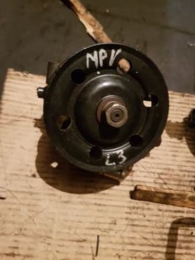 насос гидроусилителя руля: Mazda 2.2D ГУР, Мазда 2.2Д ГУР Гидро усилитель руля, гидроусилитель — 1