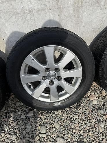 Колеса в сборе 225 / 60 / R 16, Зима, Б/у, Комплект, Легковые, Литые, отверстий - 5 — 5