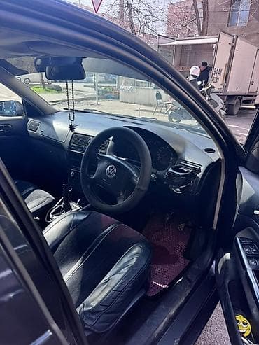 Volkswagen: Volkswagen Golf: 2001 г., 2 л, Механика, Бензин, Хэтчбэк — 3