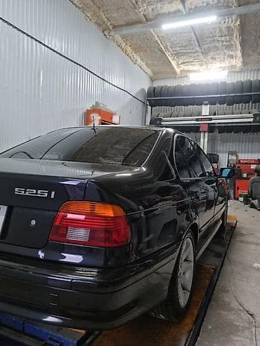 mazda 323 f: BMW 525: 2002 г., 3 л, Автомат, Бензин, Седан — 4