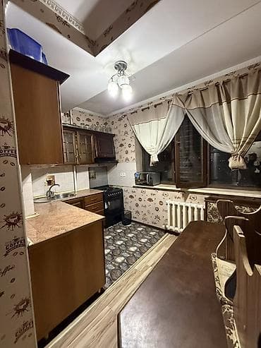 Квартиры: 2 комнаты, 80 м², 4 этаж — 3