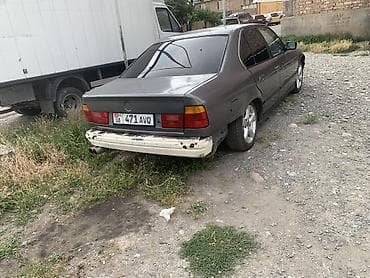 sprinter bazar: BMW 5 series: 1991 г., 2 л, Механика, Бензин, Седан — 3