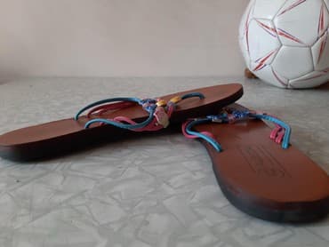 шлепка: Шлепки 40 размер, кожа, фирменные, вьетнамки,сандалии — 2