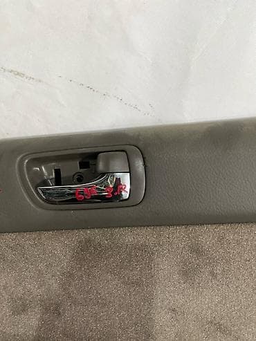 Ручка салонная TOYOTA Camry ACV30 2AZ-FE 2 2003 задн. прав. (б/у)