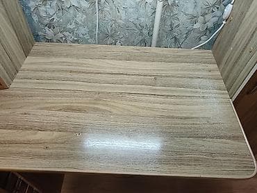 комьпютерный стол: Компьютерный стол, Б/у, С полками — 5