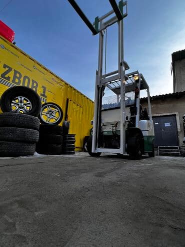 трактор беларус 82.1 цена бишкек: Погрузчик, 2009 г. — 3