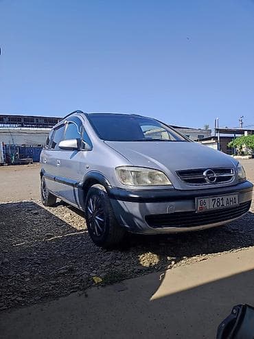 камри салон: Opel Zafira: 2004 г., 1.8 л, Механика, Бензин, Минивэн — 1