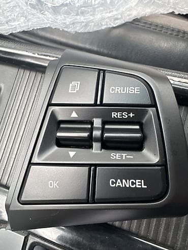 лакра: Кнопочный модуль управления круиз‑контролем на руле Описание: - Блок — 2