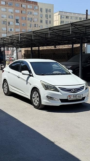 6: Hyundai Solaris: 2015 г., 1.6 л, Автомат, Бензин, Седан — 3