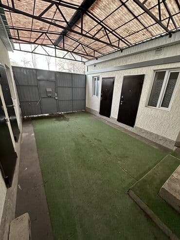 продажа частных домов бишкек: Дом, 180 м², 8 комнат, Собственник — 2
