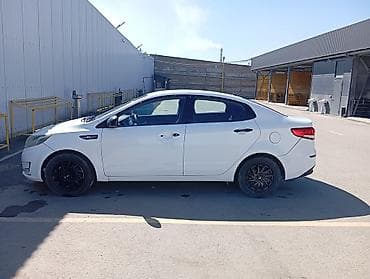 keyless go: Kia Rio: 2015 г., 1.4 л, Ручные, Бензин, Седан — 4