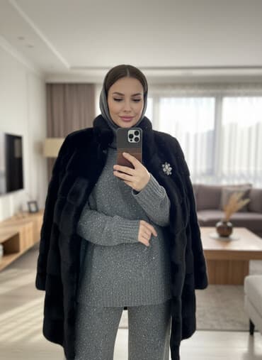 Прокат одежды: ПРОДАЮ норковую шубу‼️‼️Размер 44-46 черный бриллиант, поперечная — 1