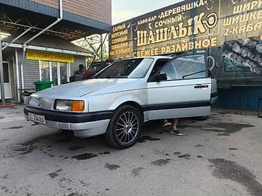баа: Volkswagen Passat: 1992 г., 1.8 л, Кол менен иштөөчү, Бензин, Универсал — 6