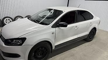 Volkswagen: Volkswagen Polo: 2013 г., 1.6 л, Механика, Бензин, Седан — 5