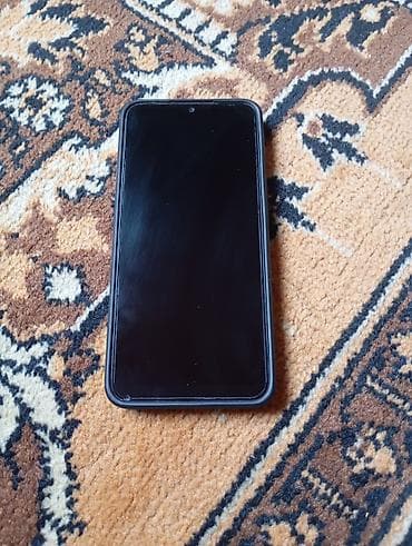 poco x7: Смартфон с чехлом Polo & Racquet Club - Экран: полноразмерный — 3