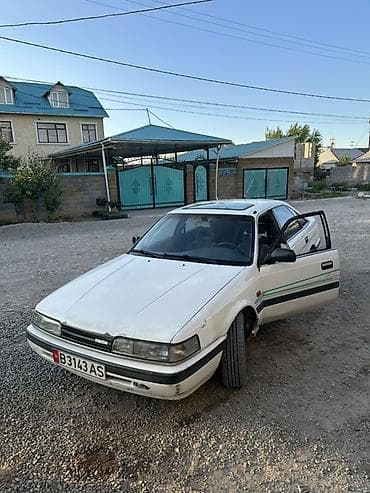handa fit: Mazda 626: 1989 г., 2 л, Механика, Бензин, Лифтбек — 2
