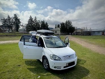 алмаштырыш: Toyota Ipsum: 2002 г., 2.4 л, Автомат, Бензин, Вэн/Минивэн — 8