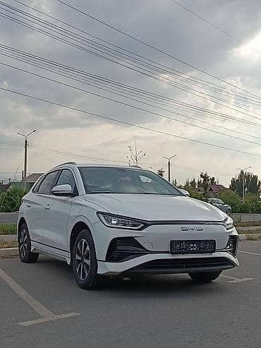 led балки: BYD E2: 2023 г., Гибрид, Кроссовер — 1