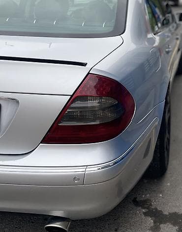 менседес 210: Задний правый стоп-сигнал Mercedes-Benz 2005 г., Б/у, Оригинал, Германия — 1