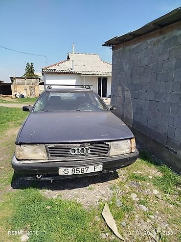Audi 100: 1986 г., 1.8 л, Механика, Седан