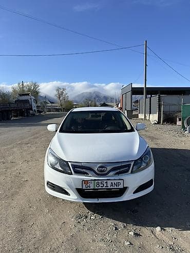 BYD: BYD E5: 2019 г., Автомат, Электромобиль, Седан — 1