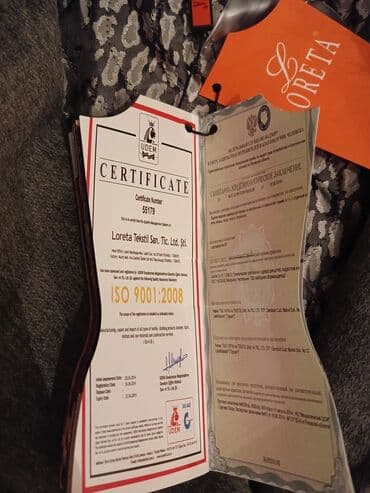 палтьо: Пальто loreta
новый
тёплый 
размер 42-44
цена 8 000сом
Тел — 5