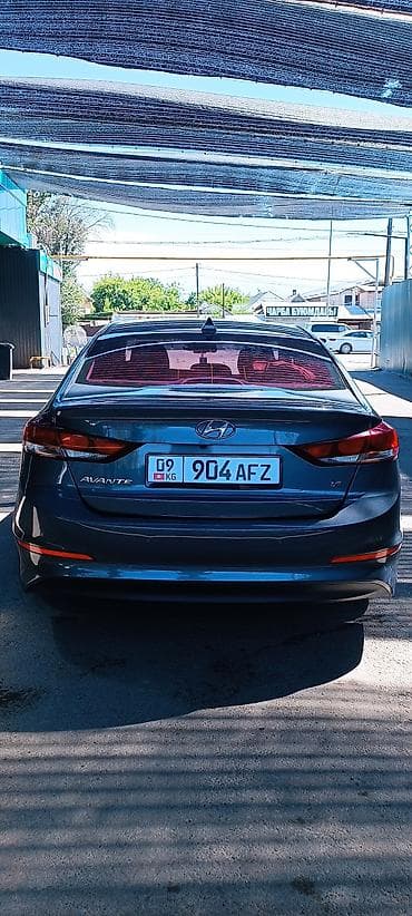 машина салон: Hyundai Avante: 2018 г., 1.6 л, Автомат, Бензин, Седан — 3