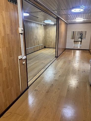 жумуш кафе: Сдается в аренду просторное коммерческое помещение в одноэтажном — 3